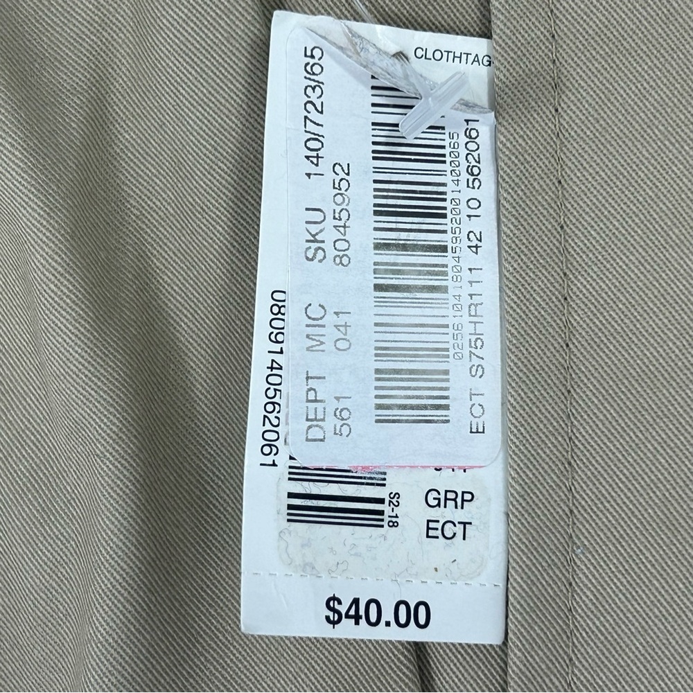 NWT Roundtree & Yorke Travel Smart Shorts Size 42 Men's - Picture 9 of 9